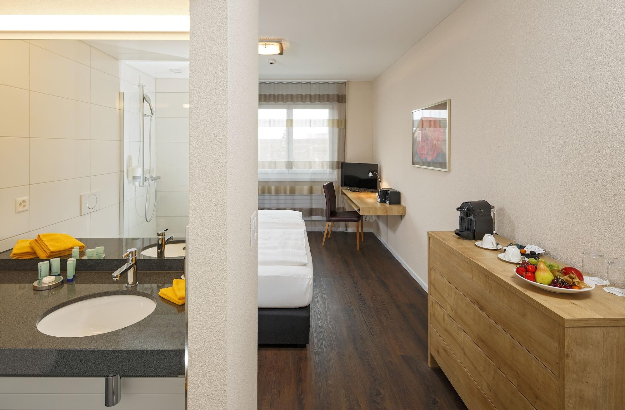 Villmergen Swiss Quality Hotel Екстер'єр фото