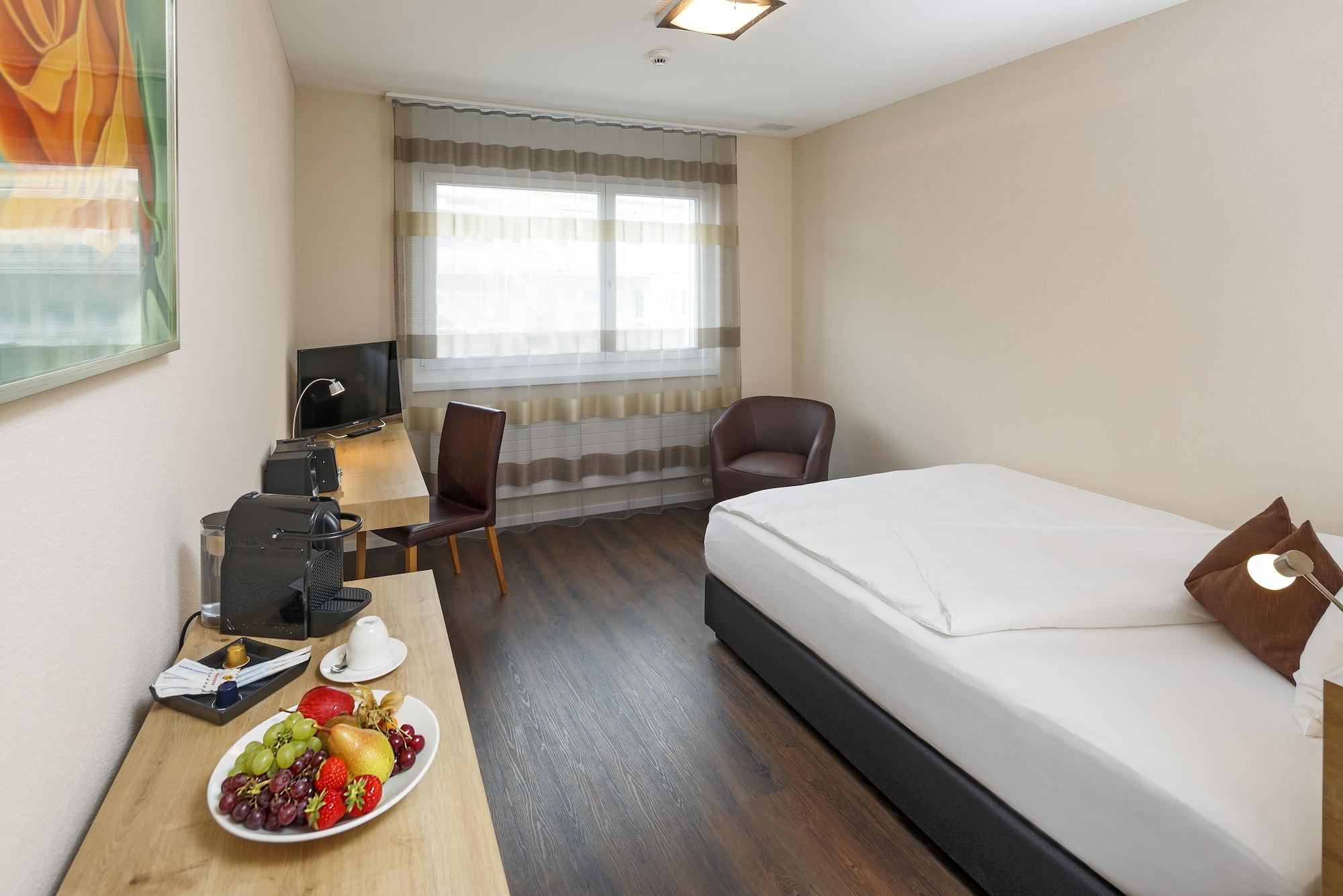 Villmergen Swiss Quality Hotel Екстер'єр фото